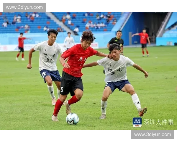 围绕青少年足球比赛探讨足球文化传承与技战术全面成长发展路径